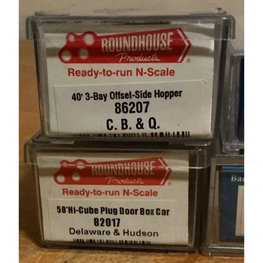 Mixed Lot Of 10 Frieght Cars, Hoppers,‎ Box Cars, Caboose, Tanker, Flat Car, #4